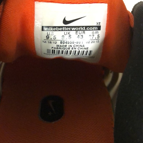 Nike - Picture 7 of 7